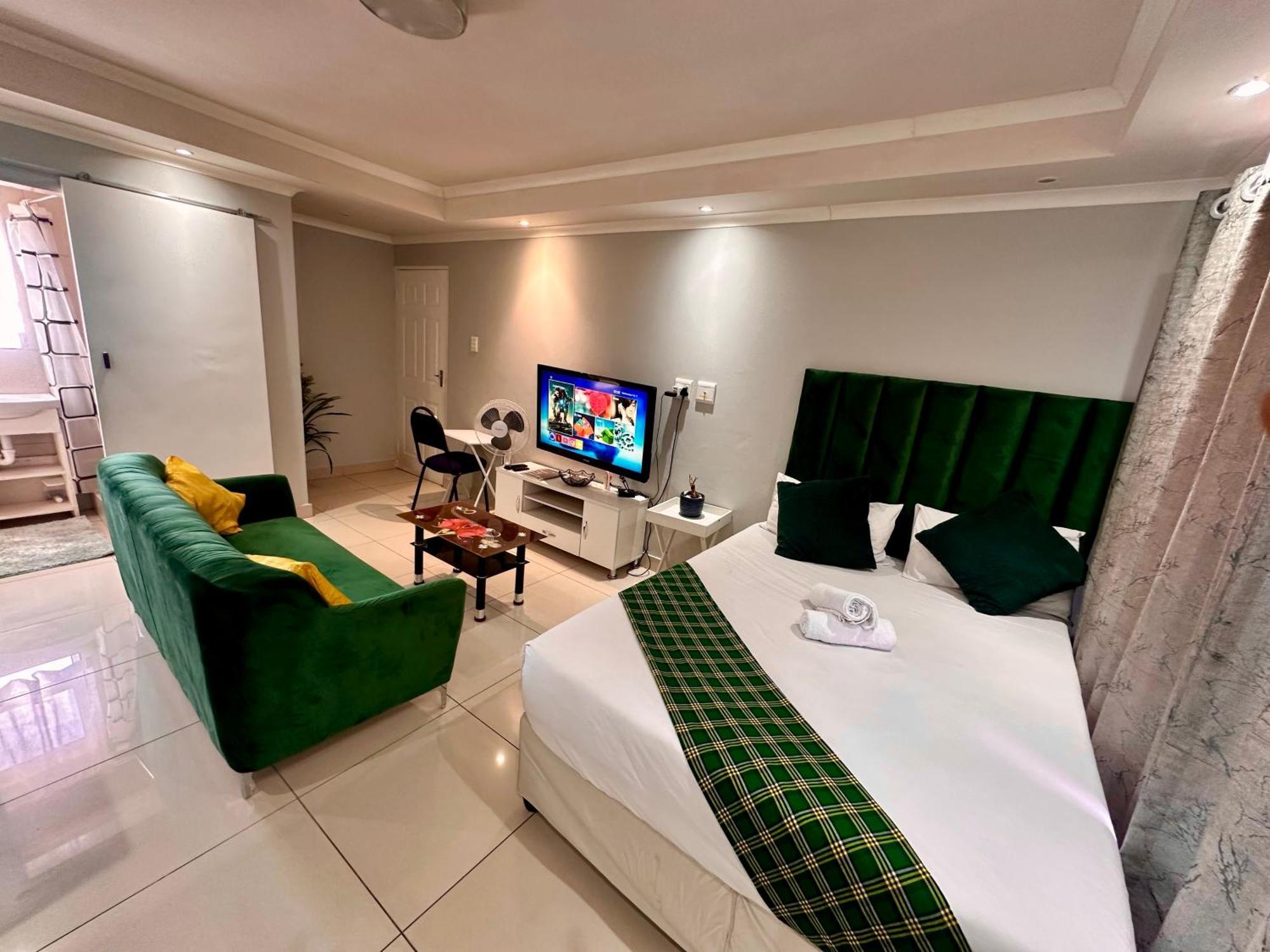 Mowetu Guest House ケープタウン エクステリア 写真